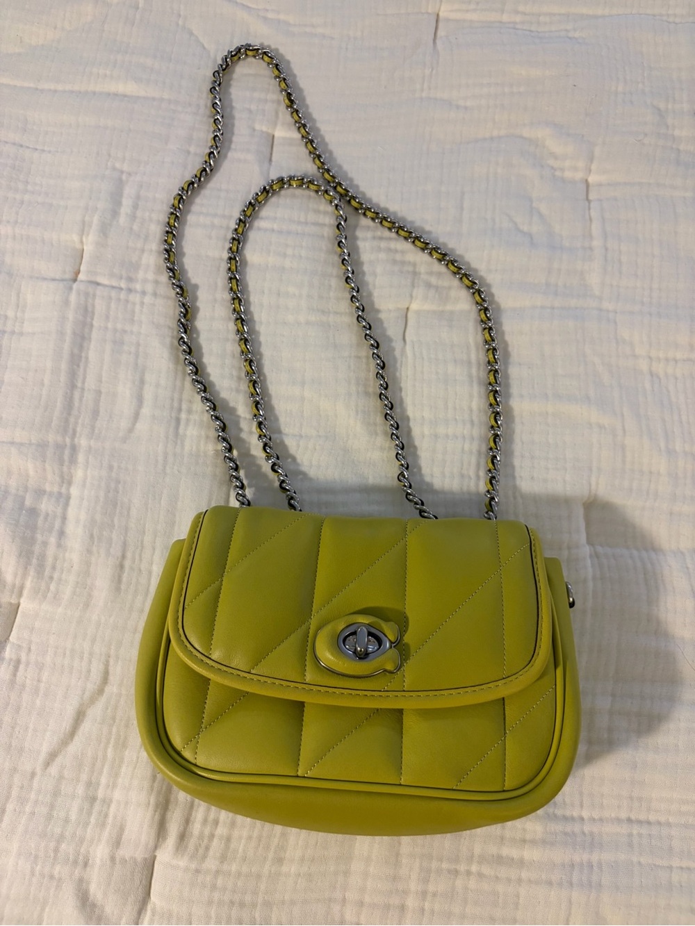 NWOT Coach Quilted Lime Green Chain Strap Shoulder Bag
